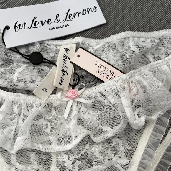 For Love & Lemons Belle Cheeky Ruffle Panty XS White Sheer Stretch Lace VS - Picture 5 of 10